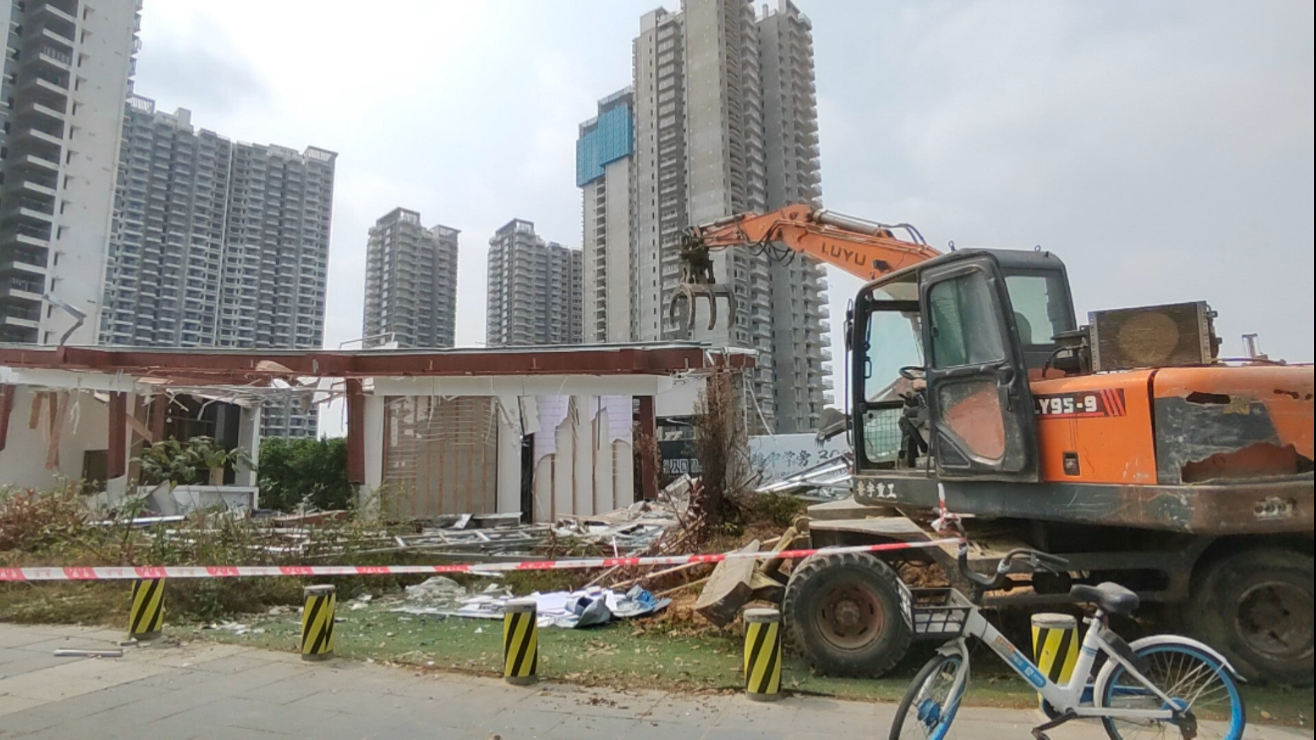 贵港集装箱活动房：临时建筑的新选择